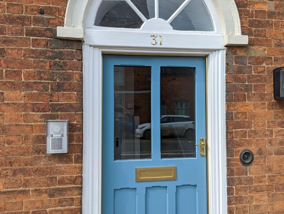 31 High Street - Modern & Stylish 2-Bed Apartment - Inc Parking Husbands Bosworth Buitenkant foto